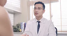 耐斯診所自體脂肪隆乳手術主治醫師廖國鈞，手術畫面